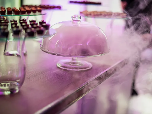 A smoke-filled show presentation under a glass dome